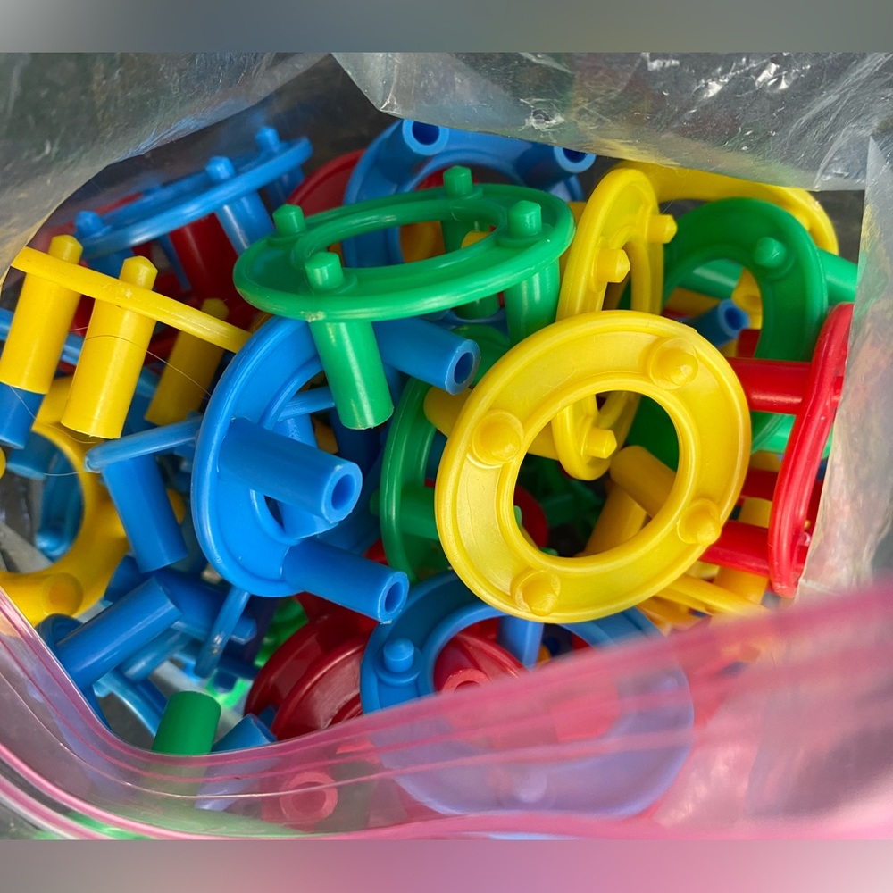 Vintage Slinky Brand Ringa-Majigs Creative Building Toy Kids Play Shapes